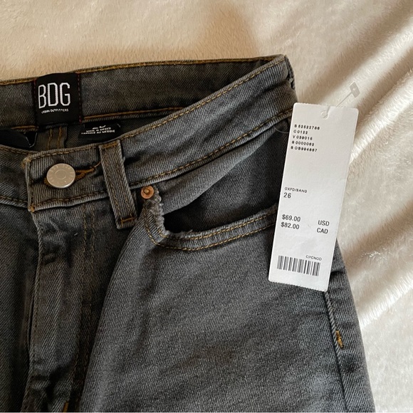 BDG High-Waisted Girlfriend Jean Washed Black Denim Urban Outfitters NWT - Picture 8 of 12